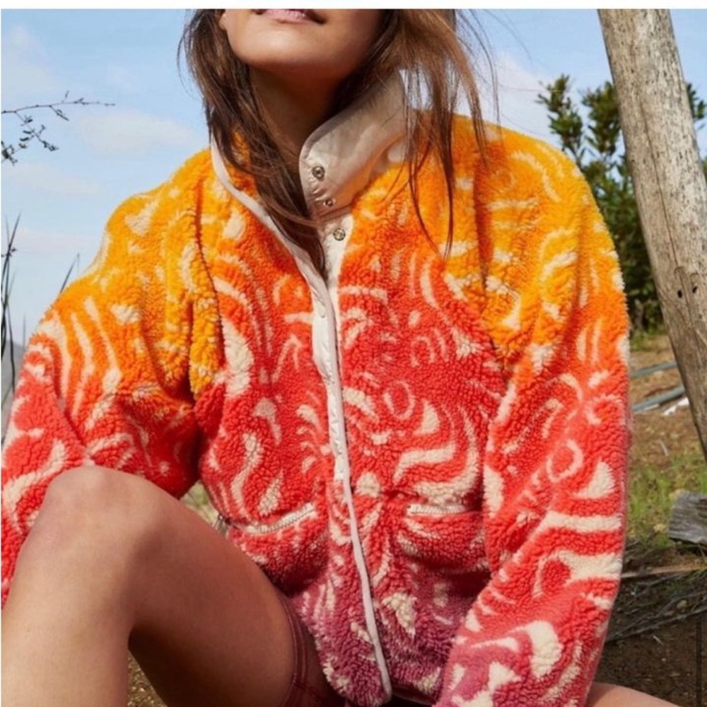 FP Movement Hit the Slopes Rocky Ridge Marigold Combo Printed Fleece Jacket NWOT - Picture 10 of 13